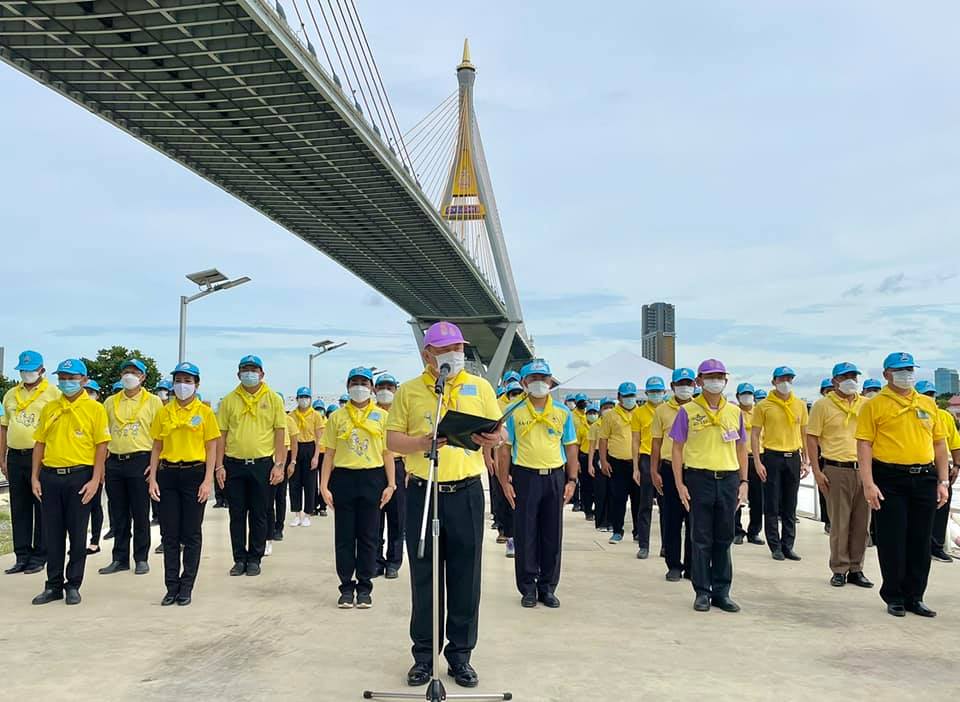 ผู้ว่าราชการจังหวัดสมุทรปราการ เป็นประธานเปิดโครงการจิตอาสาพระราชทาน “เราทำความดี ด้วยหัวใจ” กิจกรรมจิตอาสาพัฒนาปรับปรุงภูมิทัศน์บริเวณประตูระบายน้ำคลองลัดโพธิ์ เนื่องในวันคล้ายวันสวรรคต พระบาทสมเด็จพระบรมชนกาธิเบศร มหาภูมิพลอดุลยเดชมหาราช บรมนาถบพิตร ณ บริเวณประตูระบายน้ำคลองลัดโพธิ์ ตำบลตลาด อำเภอพระประแดง จังหวัดสมุทรปราการ