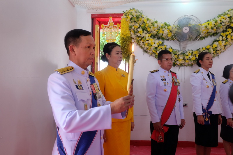 จังหวัดสมุทรปราการ ประกอบพิธีเวียนเทียนสมโภชน้ำพระพุทธมนต์ศักดิ์สิทธิ์