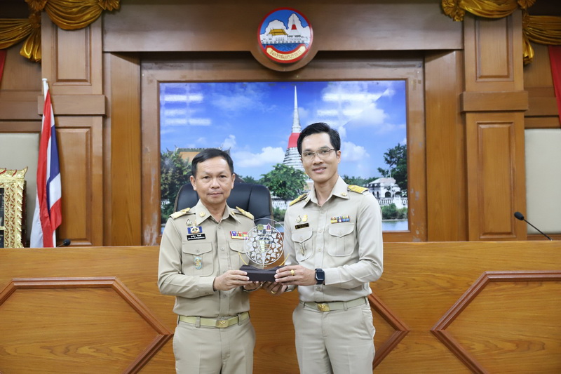 จังหวัดสมุทรปราการ จัดประชุมหัวหน้าส่วนราชการประจำจังหวัดสมุทรปราการและผ่านสื่ออิเล็กทรอนิกส์ ประจำเดือน พฤศจิกายน 2567